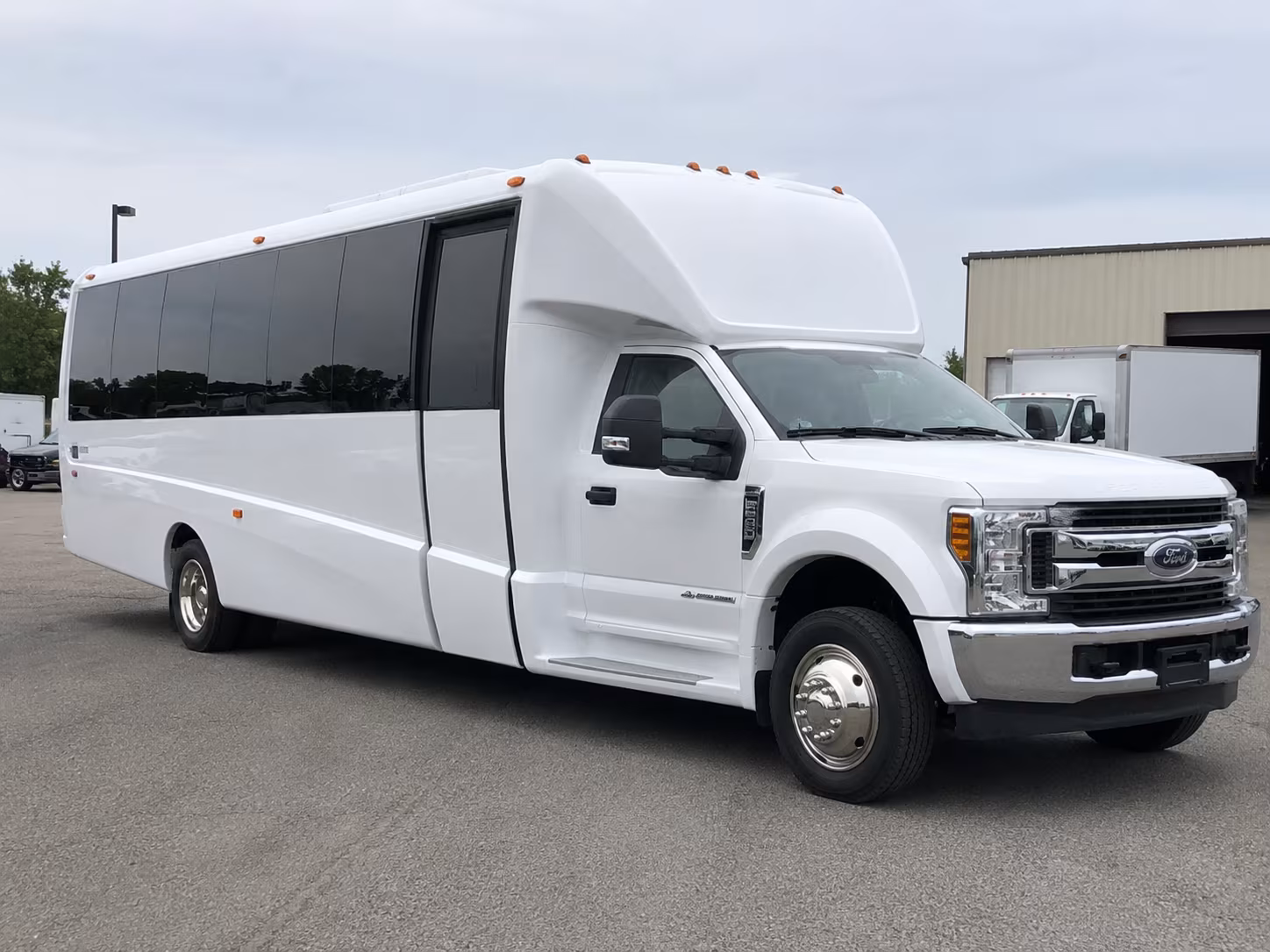 Philadelphia Airport Shuttle & Transportation party bus exterior