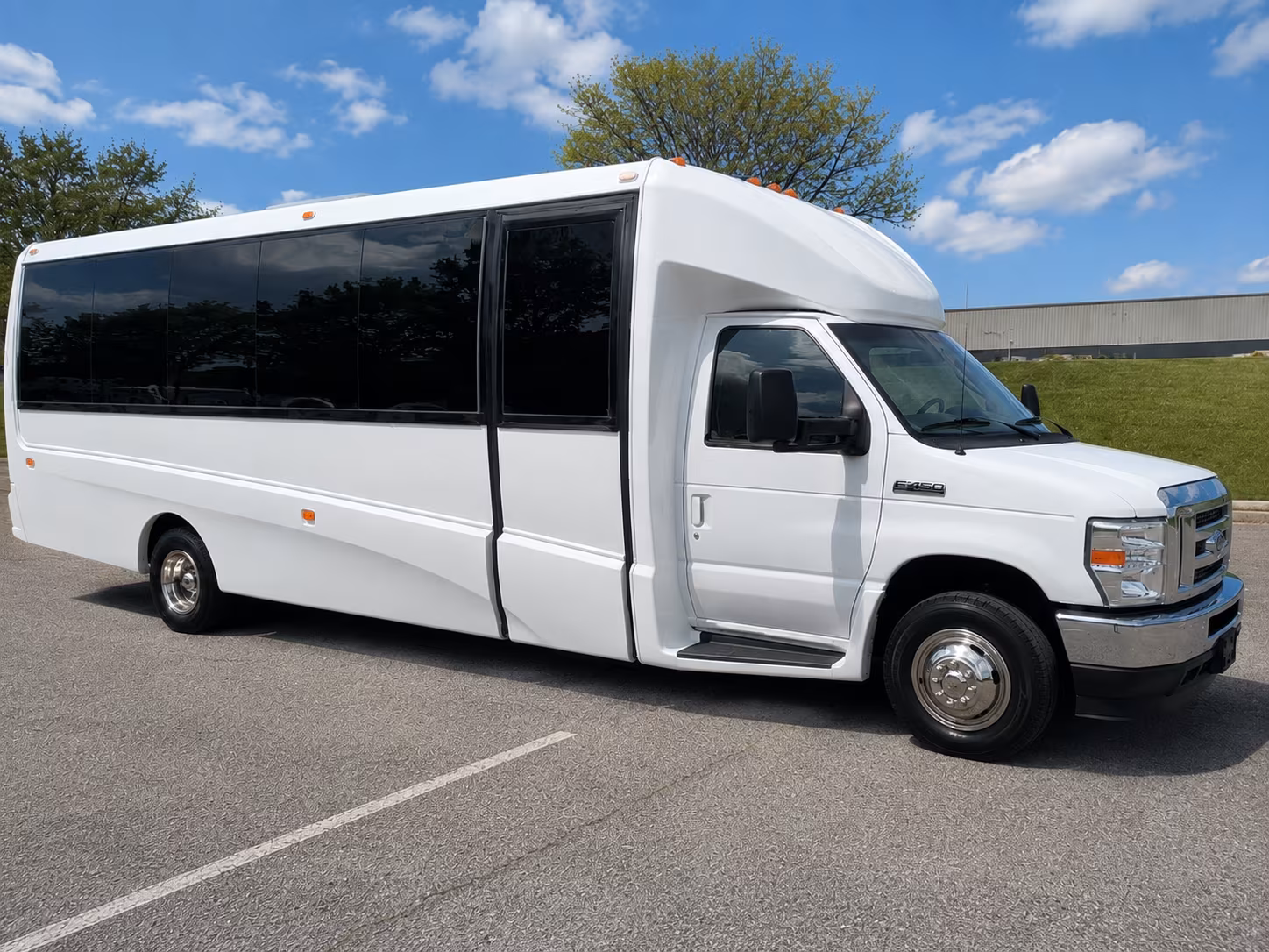 Philadelphia Corporate Transportation party bus exterior